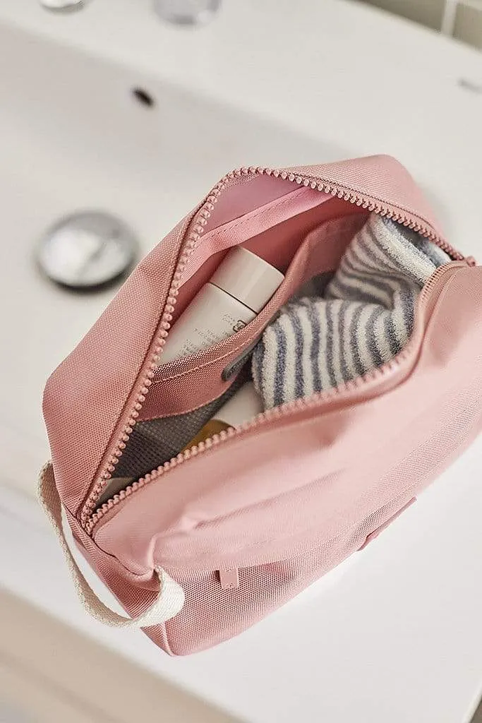 Lithe Toiletry Bag