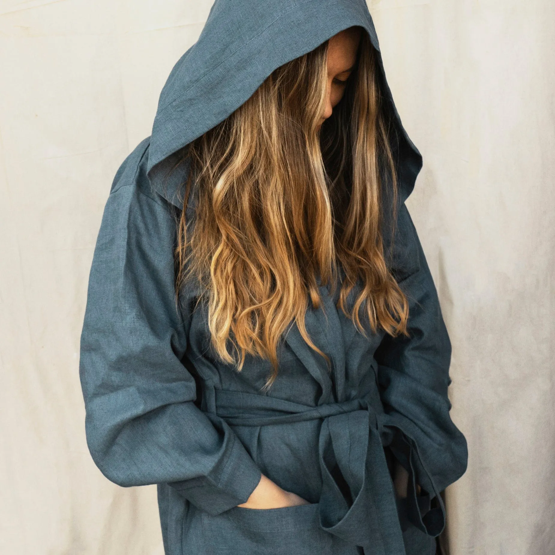 Orkney Linen Hooded Robe